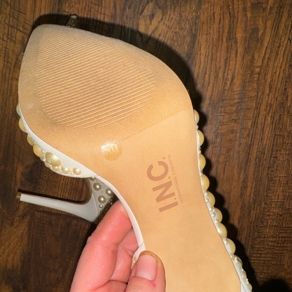 NWT I.N.C. Pearl Heels size 7.5 - Picture 3 of 5